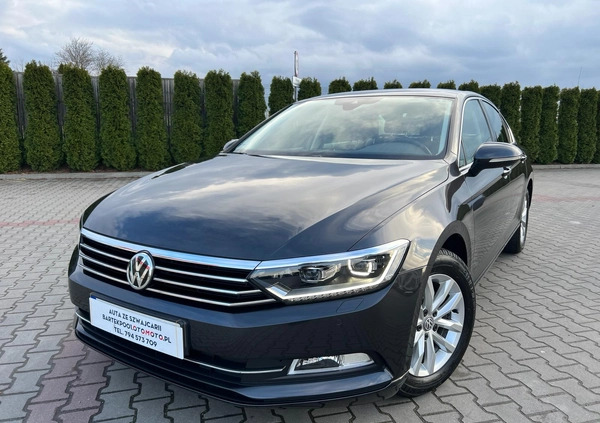 Volkswagen Passat cena 75900 przebieg: 78000, rok produkcji 2019 z Cieszyn małe 154